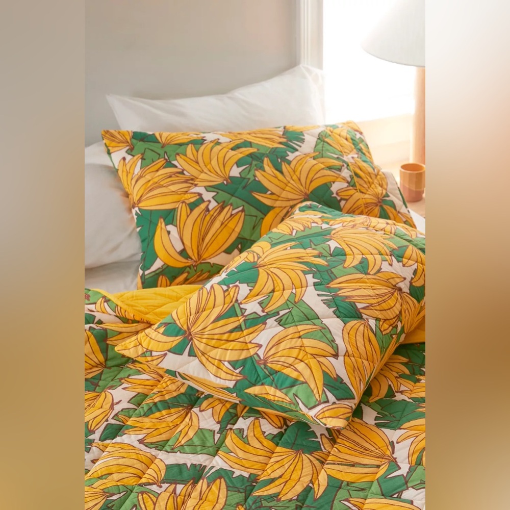 New🌟 Urban Outfitters-Kip&Co Bananarama Pillowcase Set